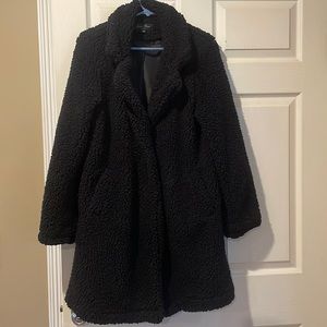 Sherpa mid-length jacket. Like new. size small black.